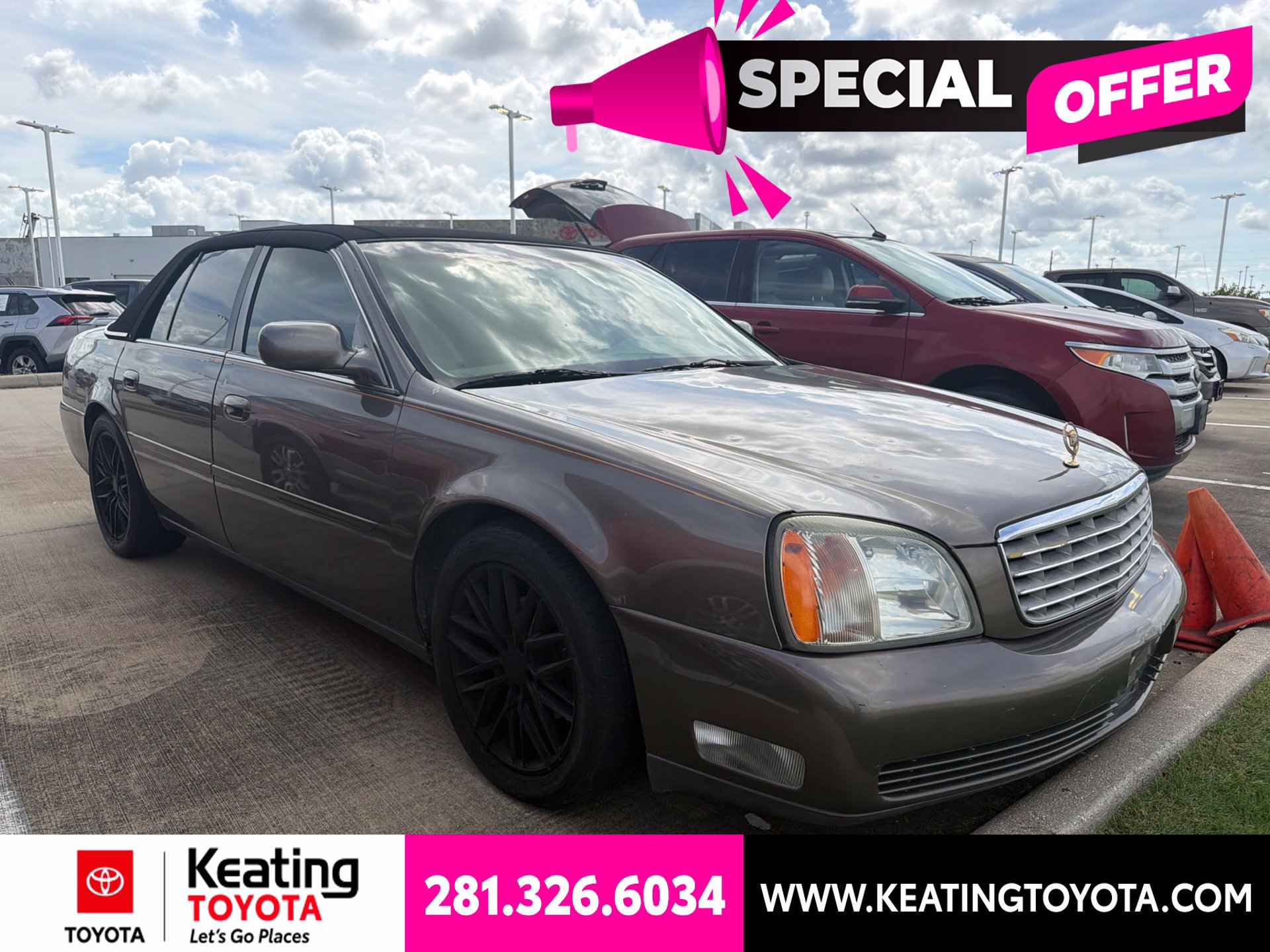 Used 2001 Cadillac De Ville w/ Comfort/Convenience Pkg FWD image 1