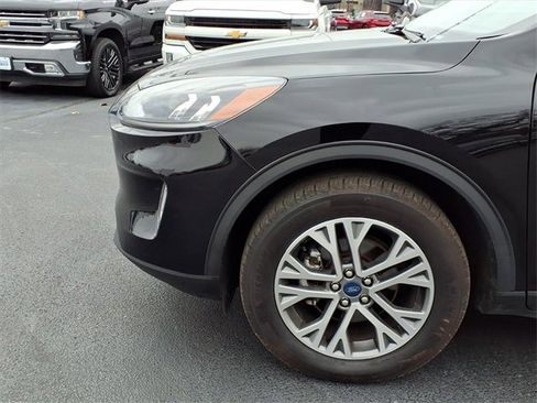 Used 2022 Ford Escape SEL w/ Technology Package image 4