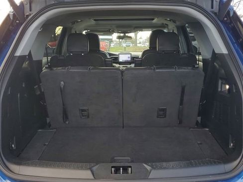 Certified 2023 Ford Explorer XLT w/ Equipment Group 202A image 7