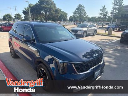 Used 2024 Kia Sorento S w/ Panoramic Sunroof Package