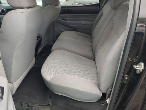 Used 2015 Toyota Tacoma 4x4 Double Cab w/ SR5 Package image 20