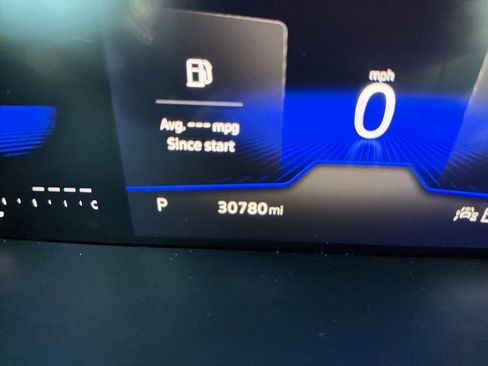 Certified 2024 Volkswagen Taos S FWD image 19