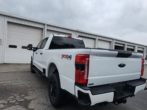 Used 2024 Ford F250 XL w/ STX Appearance Package AWD/4WD image 3