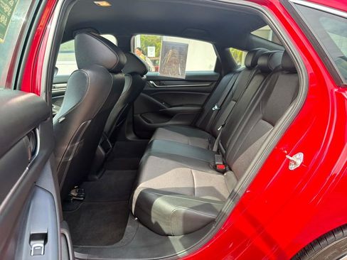 Used 2020 Honda Accord Sport image 16