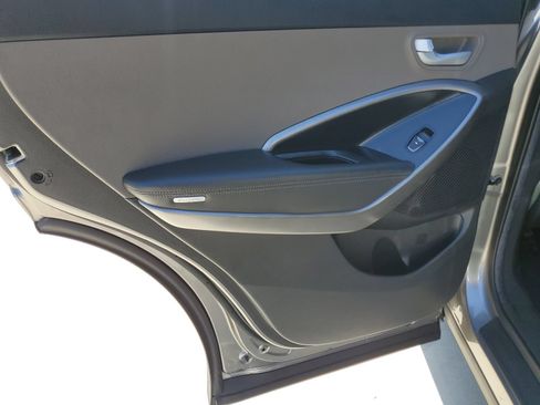 Used 2014 Hyundai Santa Fe Sport FWD image 29