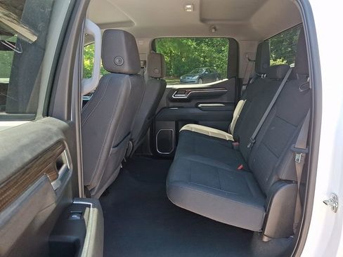 Used 2025 Chevrolet Silverado 1500 LT AWD/4WD image 10