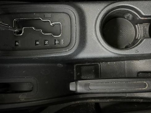 Used 2016 Jeep Wrangler Unlimited Sport w/ Quick Order Package 24S AWD/4WD image 21