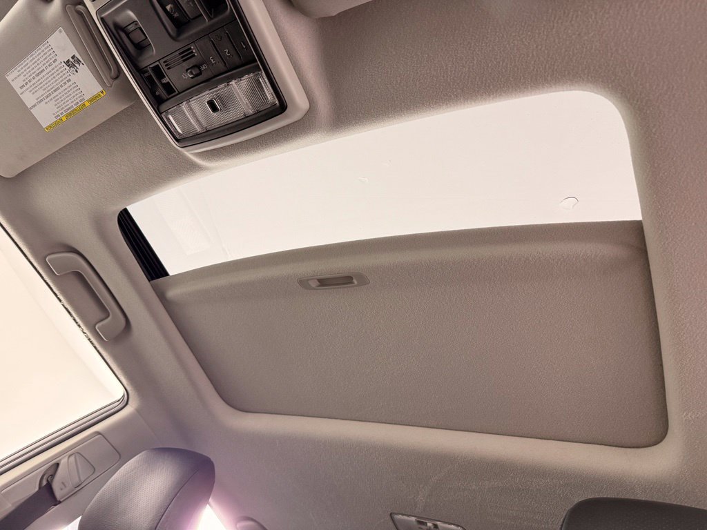 Used 2013 Toyota 4Runner Limited AWD/4WD image 31