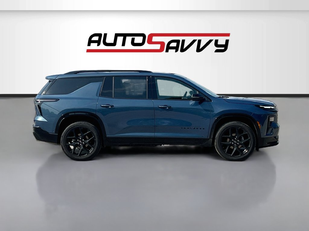 Used 2024 Chevrolet Traverse RS w/ LPO, Floor Liner Package AWD/4WD image 8