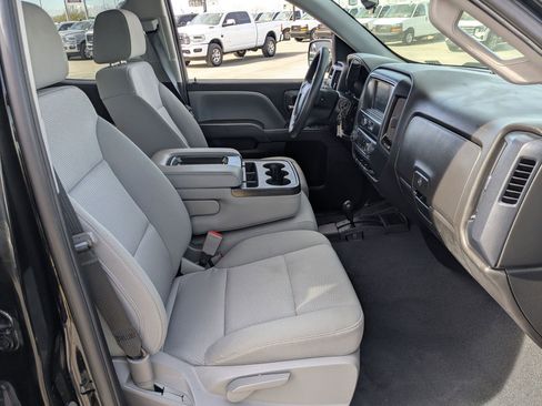 Used 2019 Chevrolet Silverado 1500 Custom w/ Custom Convenience Package image 26