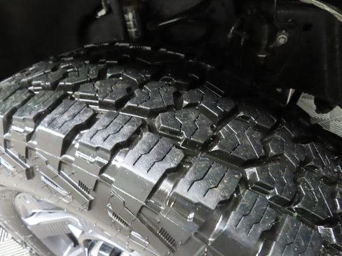 Used 2023 Ford F250 Lariat w/ Lariat Ultimate Package image 7