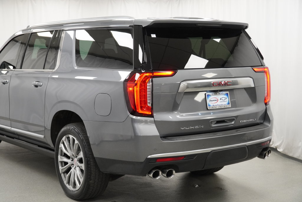 Used 2021 GMC Yukon XL Denali w/ Denali Premium Package AWD/4WD image 43