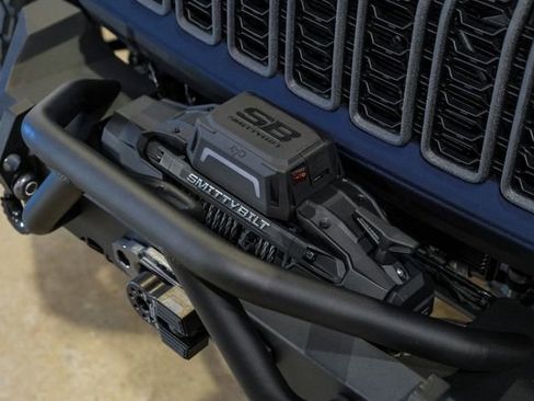 Used 2025 Jeep Wrangler Unlimited Rubicon w/ Technology Group image 75