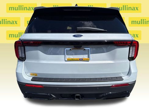 New 2026 Ford Explorer ST-Line image 14