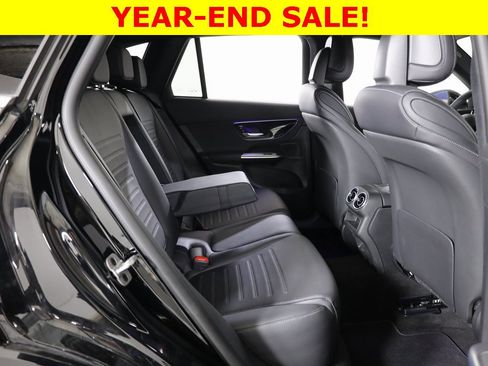 Used 2025 Mercedes-Benz GLC 300 4MATIC image 38