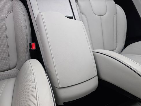 Used 2022 Hyundai Palisade Calligraphy image 30