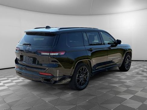 Used 2024 Jeep Grand Cherokee L Summit w/ High Altitude Package AWD/4WD image 5