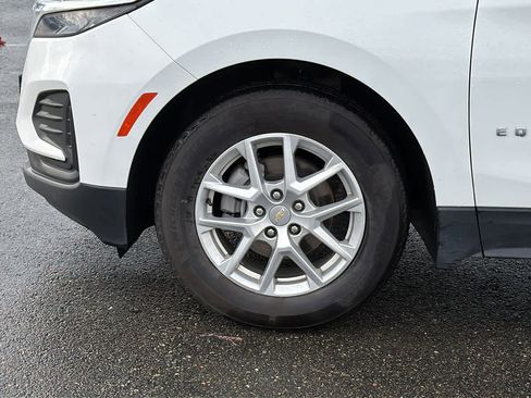 Certified 2022 Chevrolet Equinox LS w/ LS Convenience Package image 9