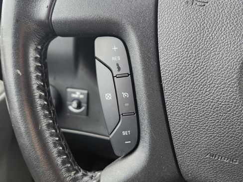 Used 2022 Chevrolet Express 3500 LS image 34