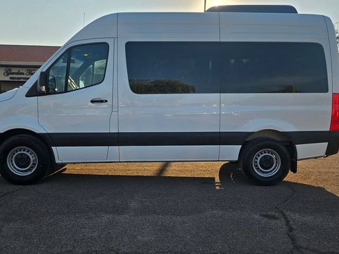Used 2024 Mercedes-Benz Sprinter 2500 image 6