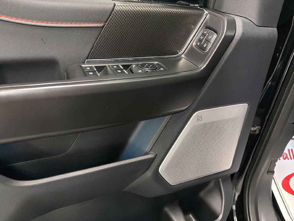 Used 2025 Ford F150 Raptor AWD/4WD image 13
