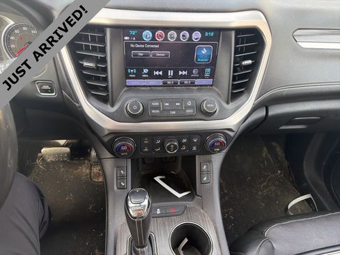 Used 2019 GMC Acadia SLT w/ Black Edition image 14