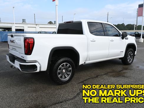 Used 2025 GMC Sierra 1500 AT4 AWD/4WD image 2