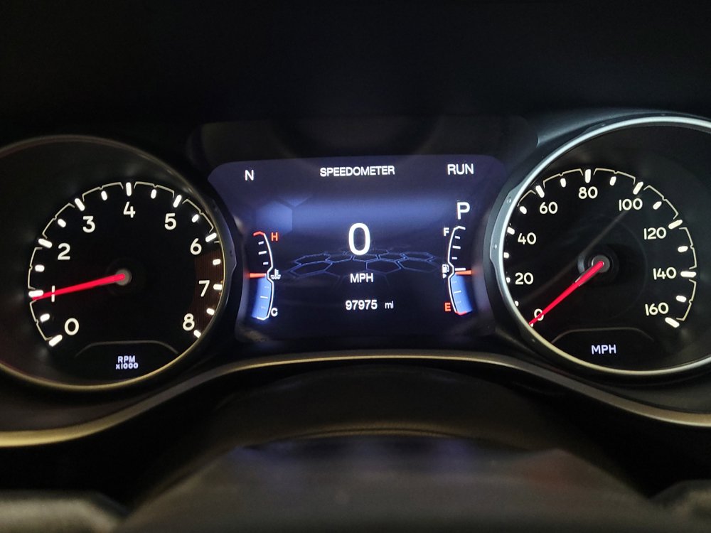 Used 2018 Jeep Compass Latitude w/ Popular Equipment Group FWD image 23