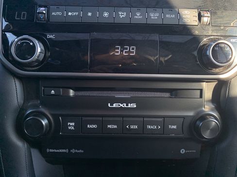 Certified 2023 Lexus GX 460 Premium w/ Premium Package image 29