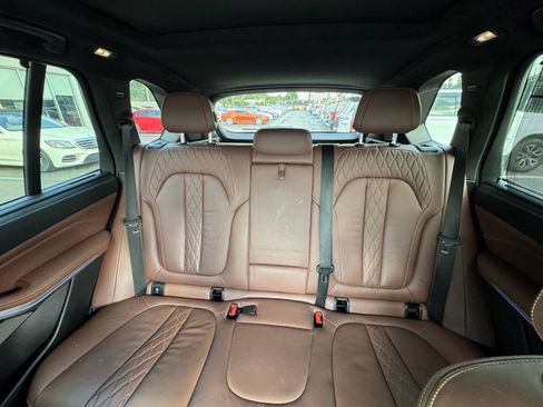 Used 2020 BMW X5 M50i w/ Executive Package AWD/4WD image 16
