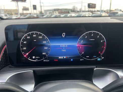 Used 2025 Mercedes-Benz GLB 250 image 22