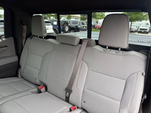 Used 2025 Chevrolet Silverado 1500 LT w/ Texas Edition Plus RWD image 27