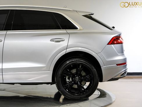 Used 2022 Audi Q8 Premium Plus w/ Premium Plus Package image 15
