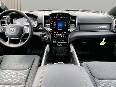 New 2026 RAM 1500 4x4 Crew Cab image 9