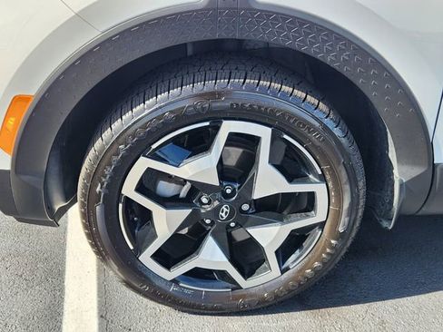 Used 2023 Hyundai Santa Cruz Limited image 8