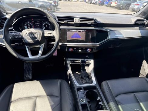 Used 2025 Audi Q3 2.0T Premium AWD/4WD image 16