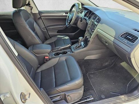 Used 2021 Volkswagen Golf 4-Door FWD image 11