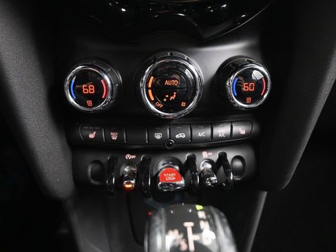 Used 2017 MINI Cooper Convertible image 17