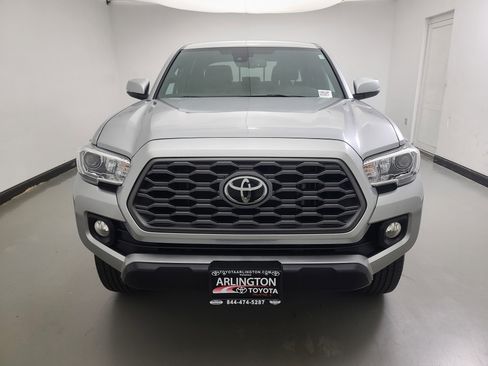 Used 2023 Toyota Tacoma TRD Sport image 9