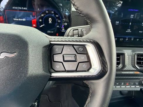 Used 2025 Ford Mustang Coupe RWD image 17