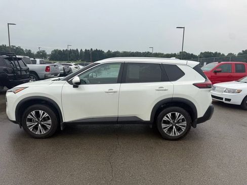 Used 2023 Nissan Rogue SV w/ SV Premium Package AWD/4WD image 19