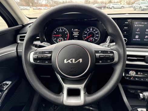 Used 2023 Kia K5 LXS image 15