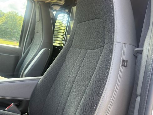 Used 2020 Chevrolet Express 2500 w/ Driver Convenience Package RWD image 19