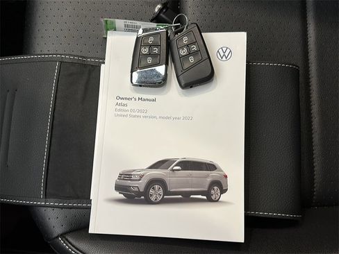 Used 2022 Volkswagen Atlas SE image 29
