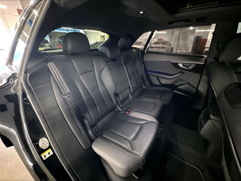 Used 2023 Audi Q8 Premium Plus w/ Premium Plus Package AWD/4WD image 28