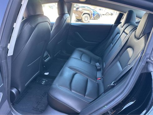 Used 2021 Tesla Model 3 Standard Range Plus image 10