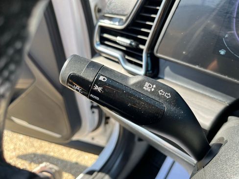 Used 2023 Kia Sportage X-Line w/ X-Line Premium Package AWD/4WD image 16
