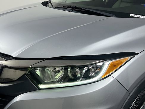 Used 2020 Honda HR-V EX image 11