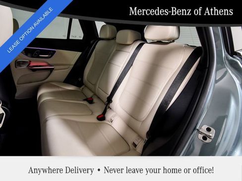 Certified 2025 Mercedes-Benz GLC 300 image 5