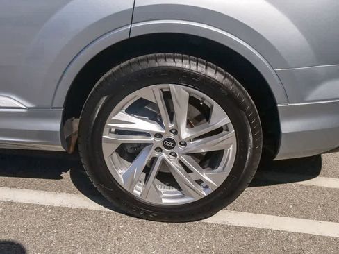 Used 2023 Audi Q7 3.0T Premium Plus image 7